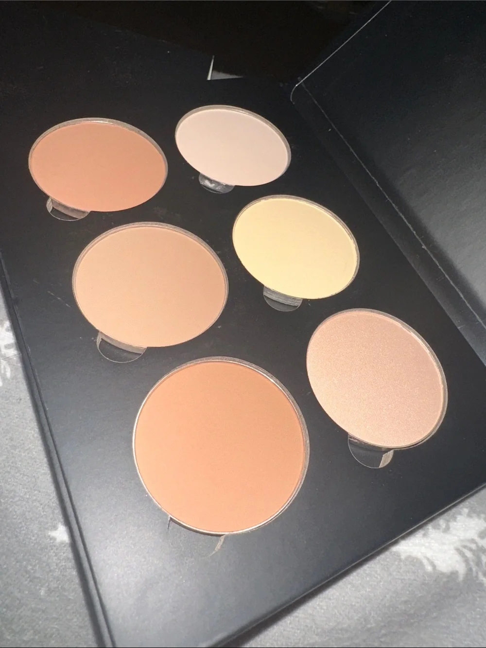 Anastasia Beverly Hills Contour Powder Kit — light/medium HTF